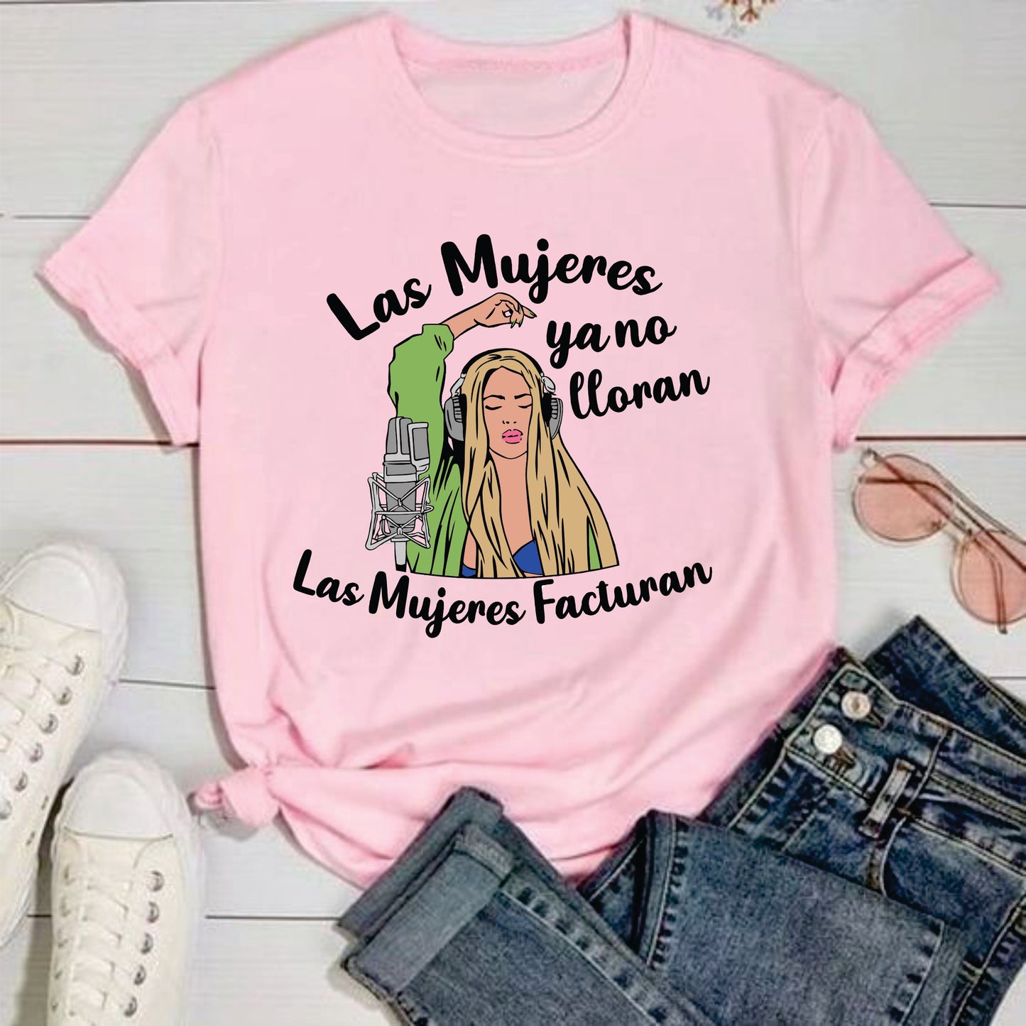 Camiseta Concierto Shakira , las mujeres ya no lloran , las mujeres Facturan