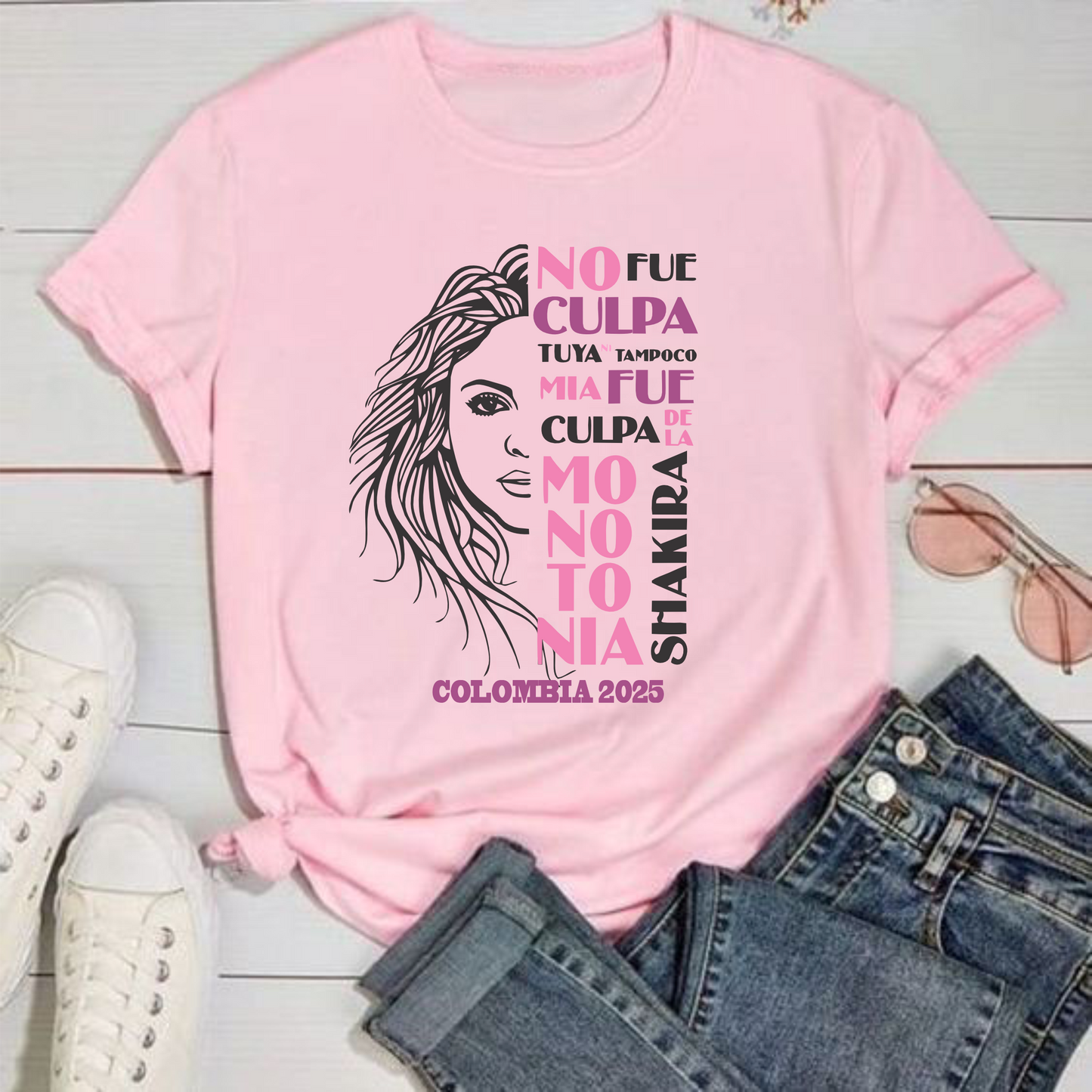 Camiseta Concierto Shakira , las mujeres ya no lloran , las mujeres Facturan