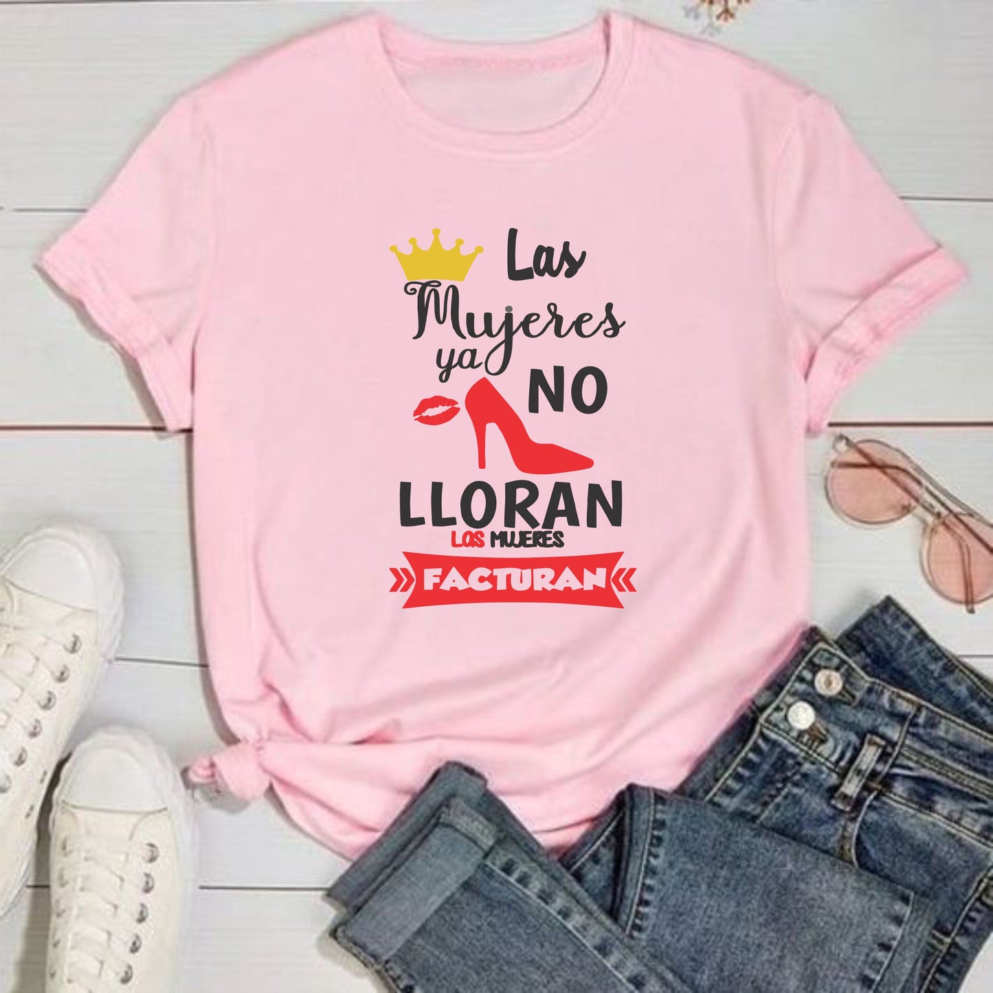 Camiseta Concierto Shakira , las mujeres ya no lloran , las mujeres Facturan