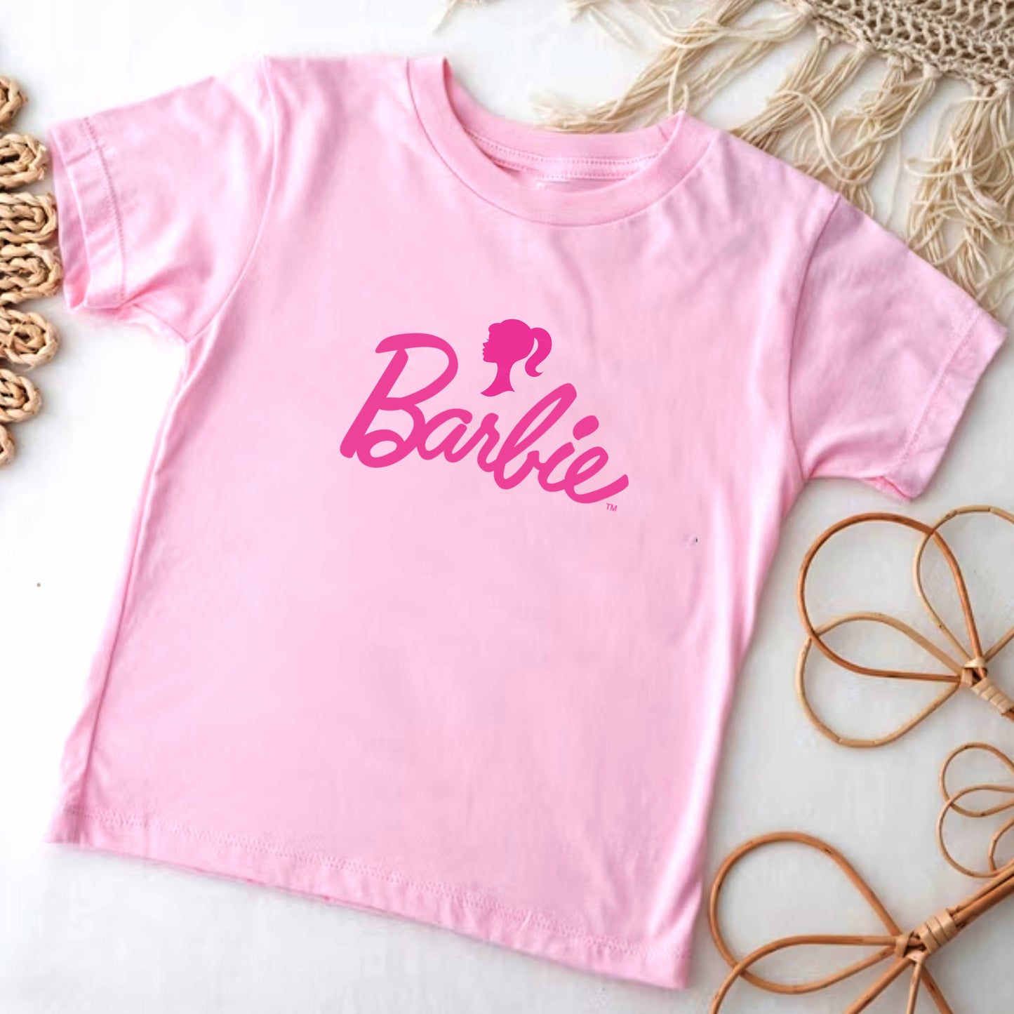 Camiseta para niña Barbie