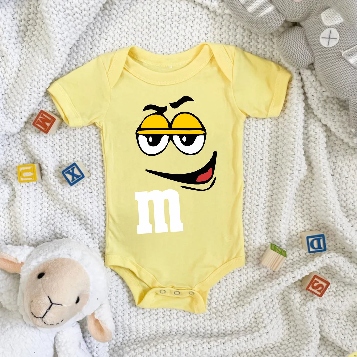 Body Mameluco para bebé niña m&m amarillo