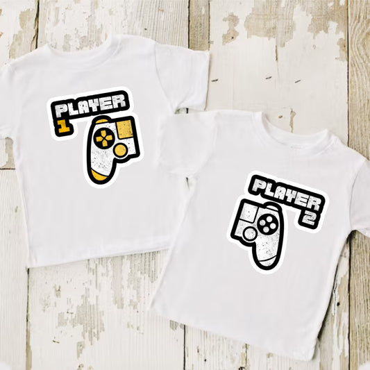 Camisetas para hermanos player 1 y player 2