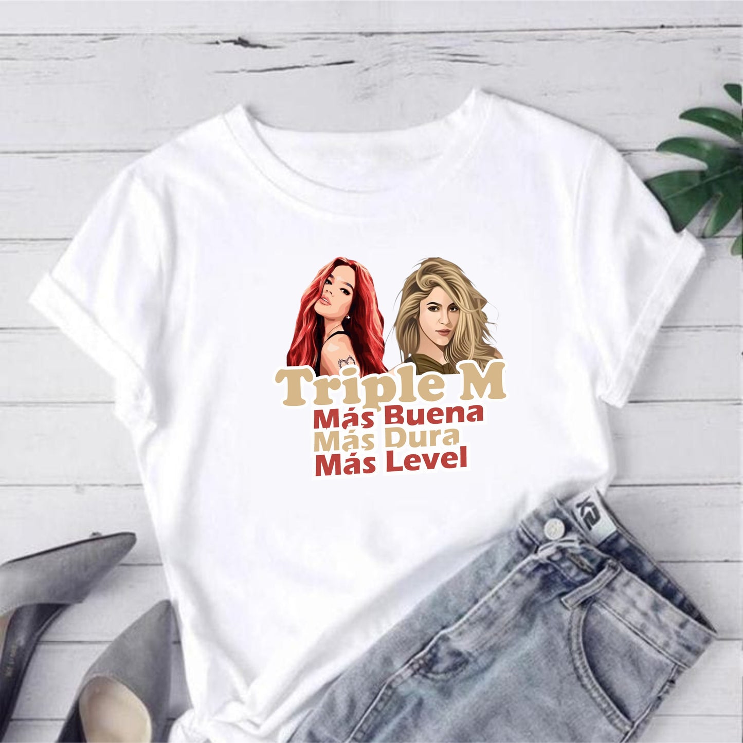 Camiseta Larga Mujer Shakira y Karol G. Triple M